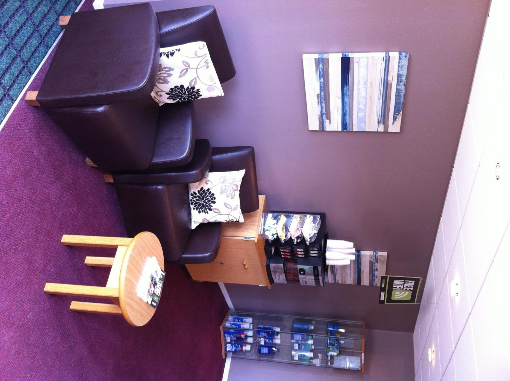 Days Inn Hotel Bradford - Leeds Brighouse Εξωτερικό φωτογραφία