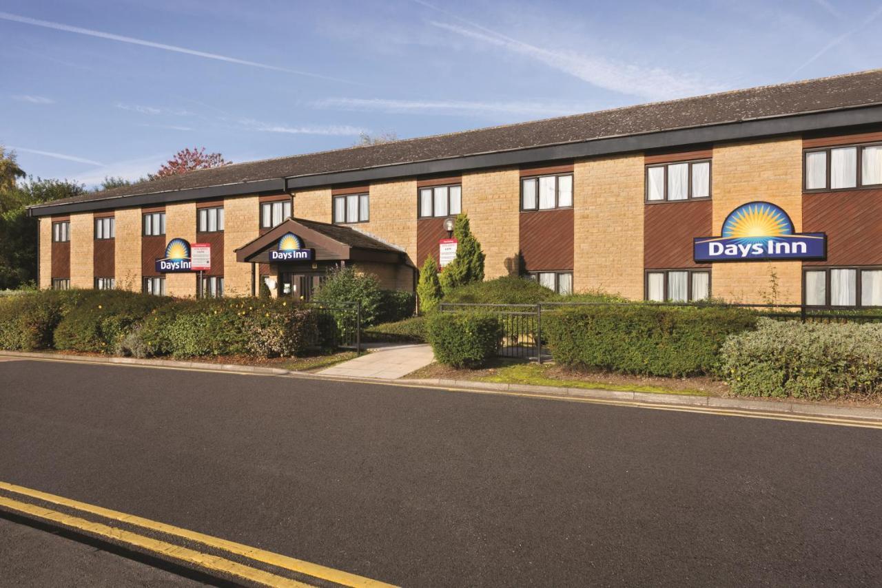 Days Inn Hotel Bradford - Leeds Brighouse Εξωτερικό φωτογραφία